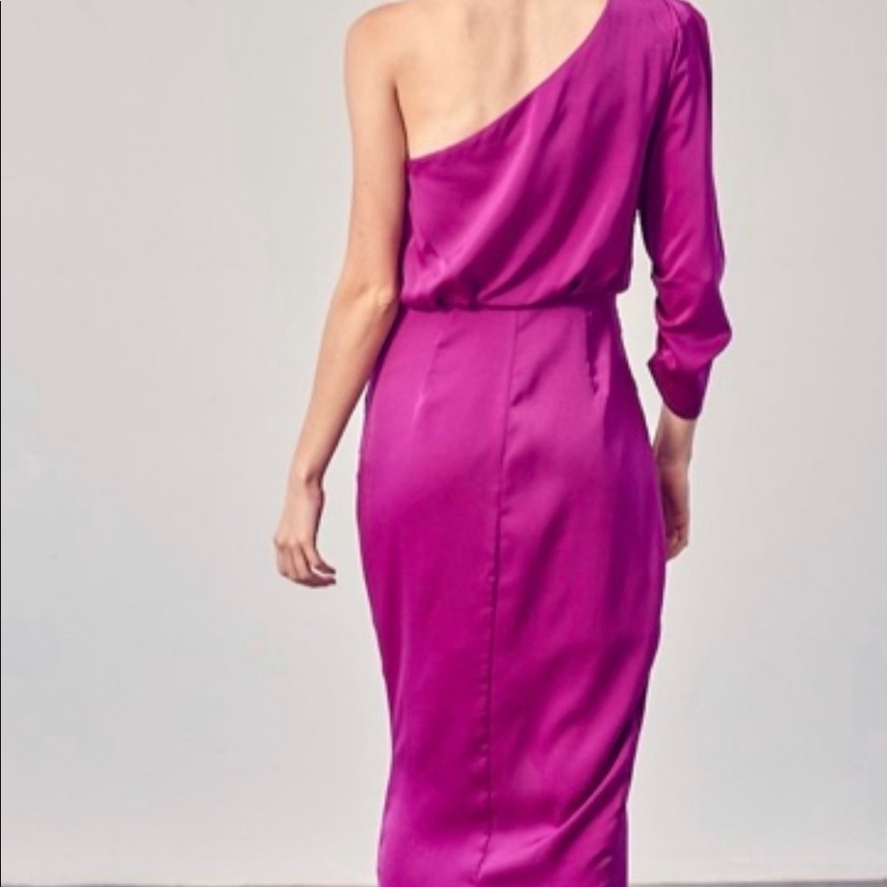 One shoulder wrap - Picture 2 of 4